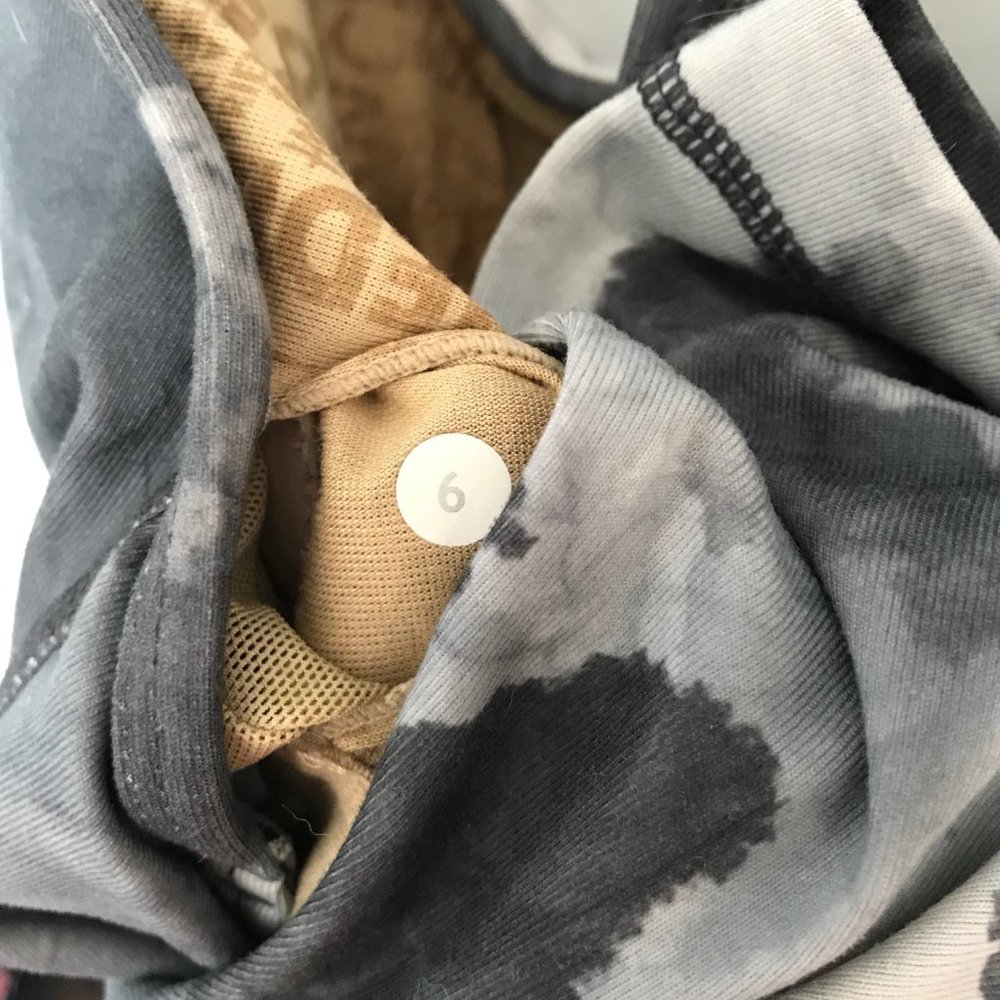 LULULEMON | Women's Power Y Tank | 6 Grey/White | Rare - Picture 4 of 5